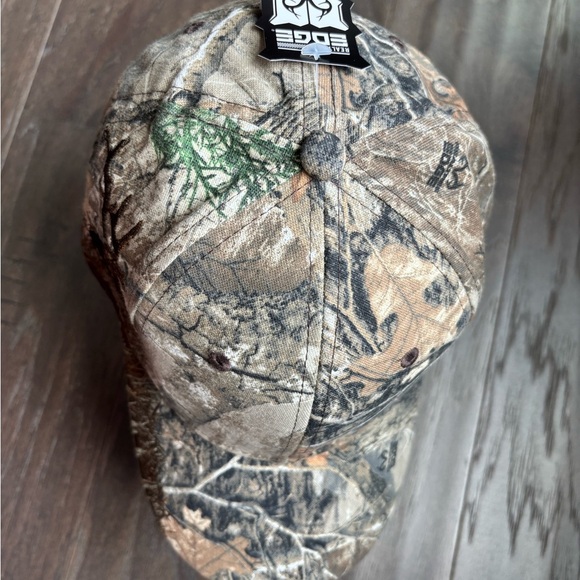 Realtree Edge Dri-Duck Wildlife Series,embroidered buck,camo,velcro back cap - Picture 6 of 12